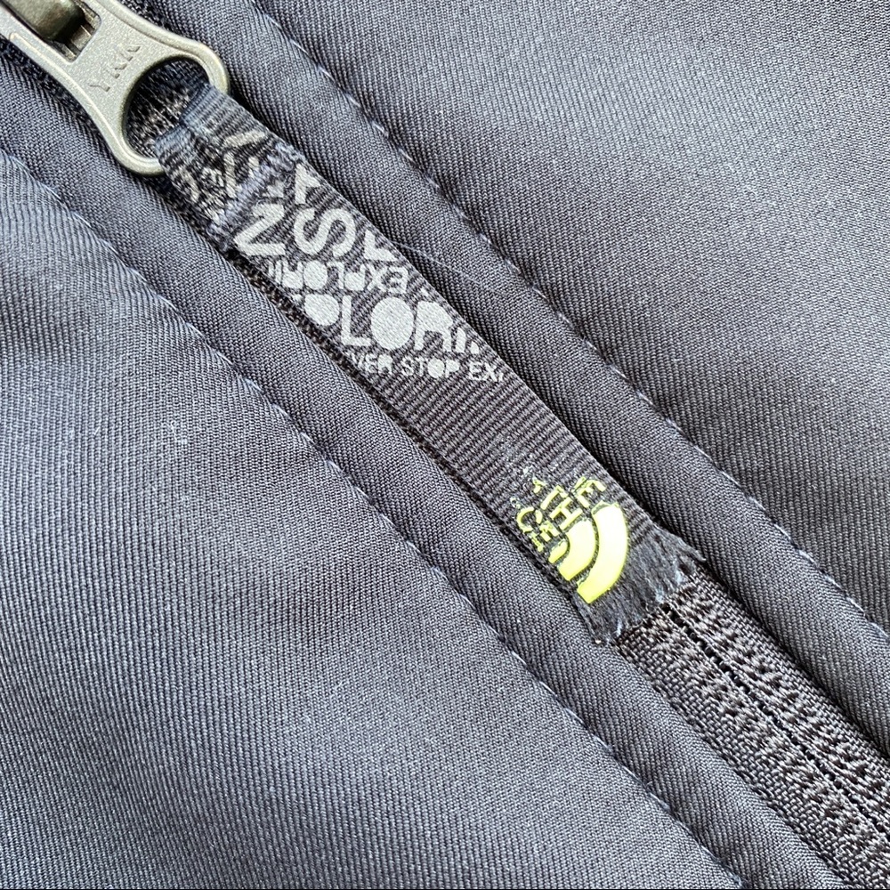 The North Face Softshell Jacket - Picture 5 of 8